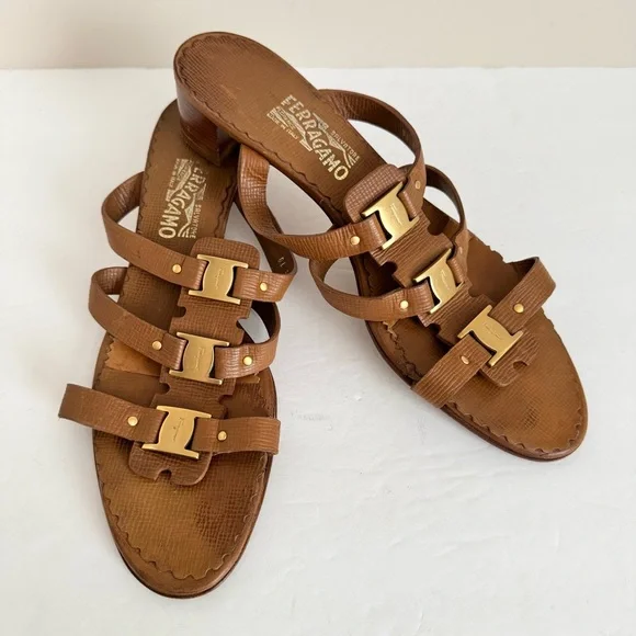 Salvatore Ferragamo Amatrice slide Leather Logo Buckle Block Heel Sandals 12 - Picture 4 of 15